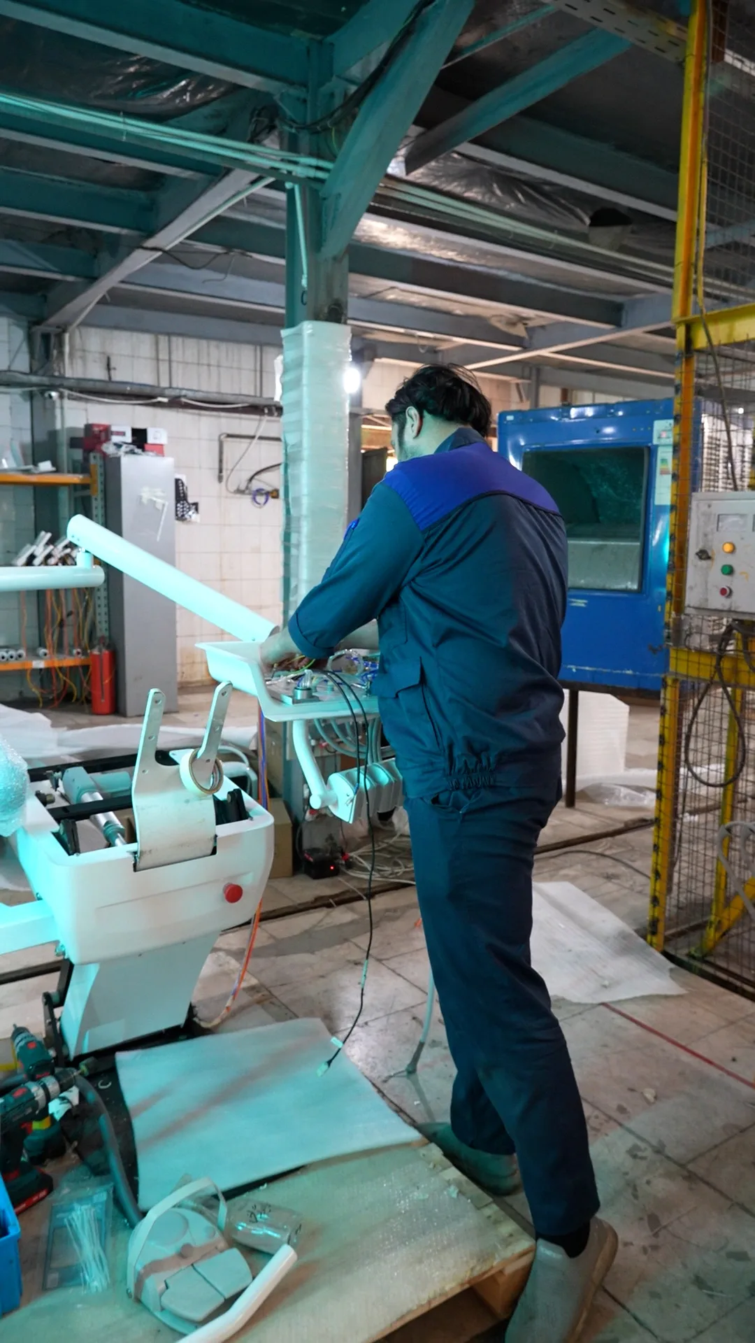 Sequence 02.00_04_41_12.Still018